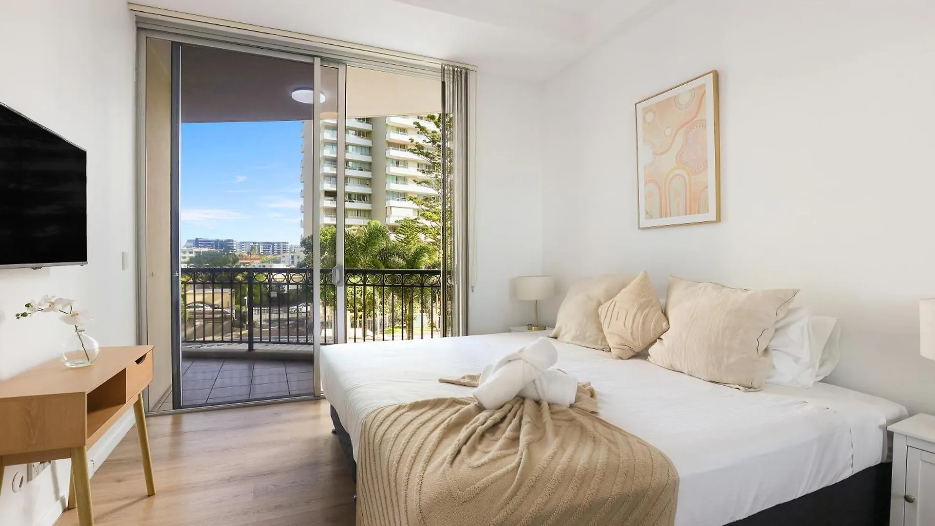 Chevron Renaissance Surfers Paradise Sleeps 10 1St Floor - Optimise Bnb Gold Coast